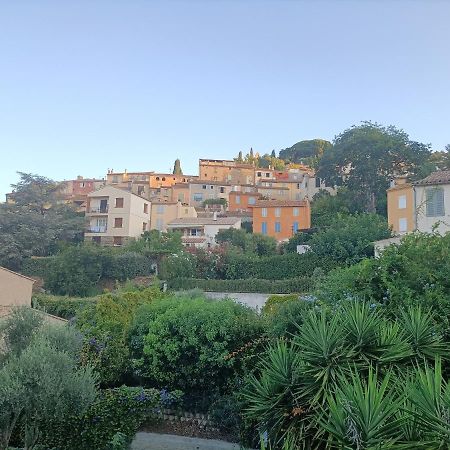 Studio Bormes Village ภายนอก รูปภาพ